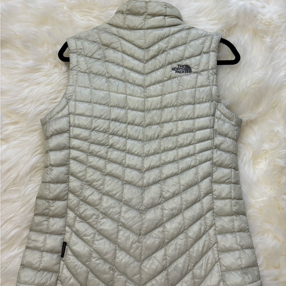 North Face Vest M - Picture 2 of 7